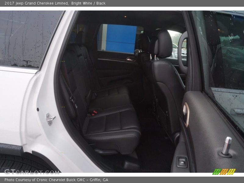 Bright White / Black 2017 Jeep Grand Cherokee Limited