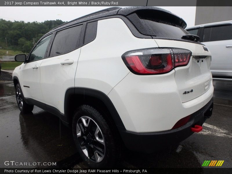 Bright White / Black/Ruby Red 2017 Jeep Compass Trailhawk 4x4