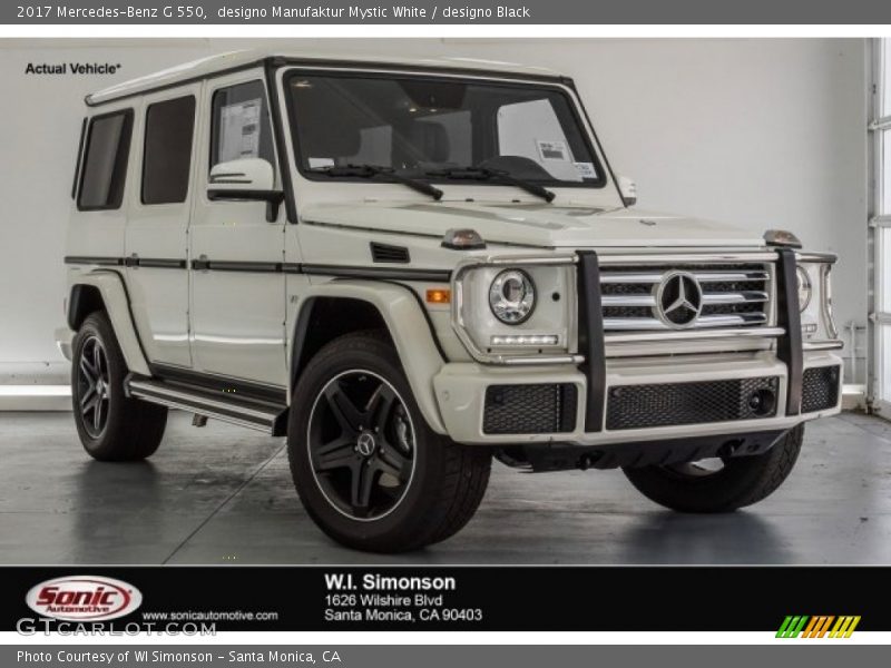 designo Manufaktur Mystic White / designo Black 2017 Mercedes-Benz G 550