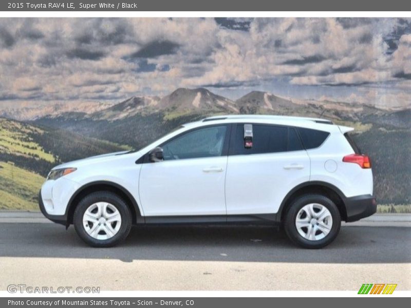 Super White / Black 2015 Toyota RAV4 LE