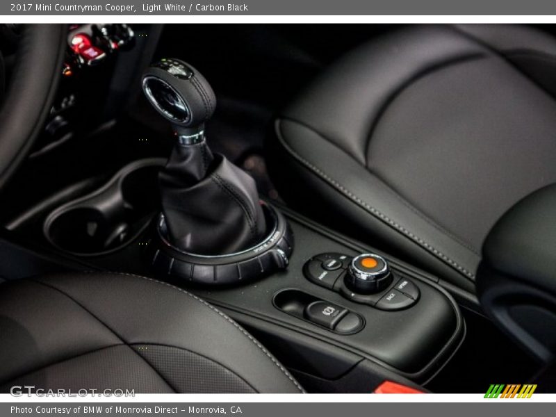 Light White / Carbon Black 2017 Mini Countryman Cooper