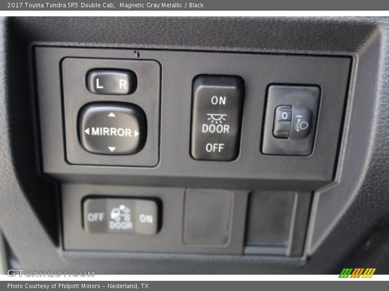 Magnetic Gray Metallic / Black 2017 Toyota Tundra SR5 Double Cab