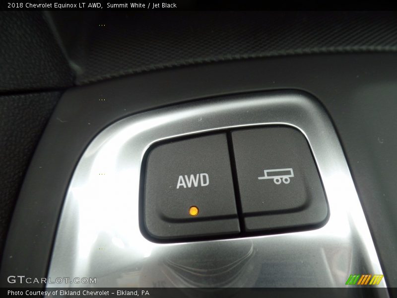 Summit White / Jet Black 2018 Chevrolet Equinox LT AWD