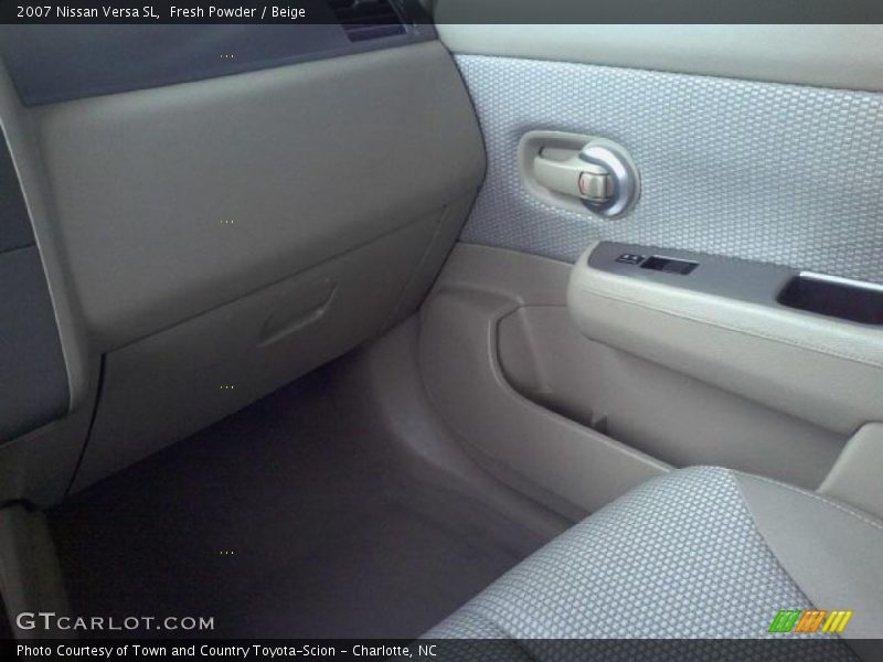 Fresh Powder / Beige 2007 Nissan Versa SL