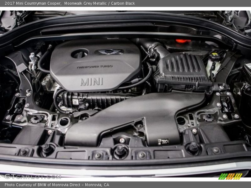 Moonwalk Grey Metallic / Carbon Black 2017 Mini Countryman Cooper