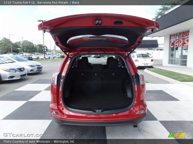 Barcelona Red Metallic / Black 2016 Toyota RAV4 LE