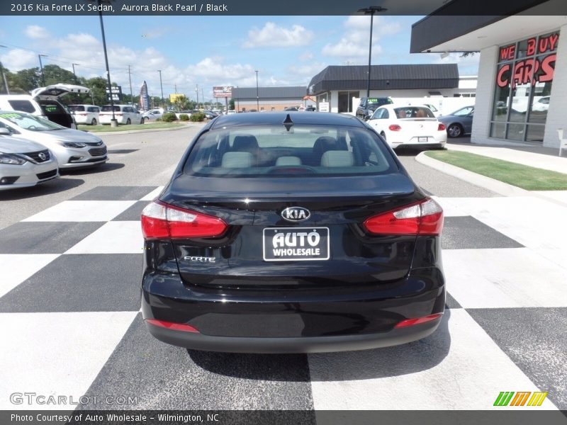 Aurora Black Pearl / Black 2016 Kia Forte LX Sedan