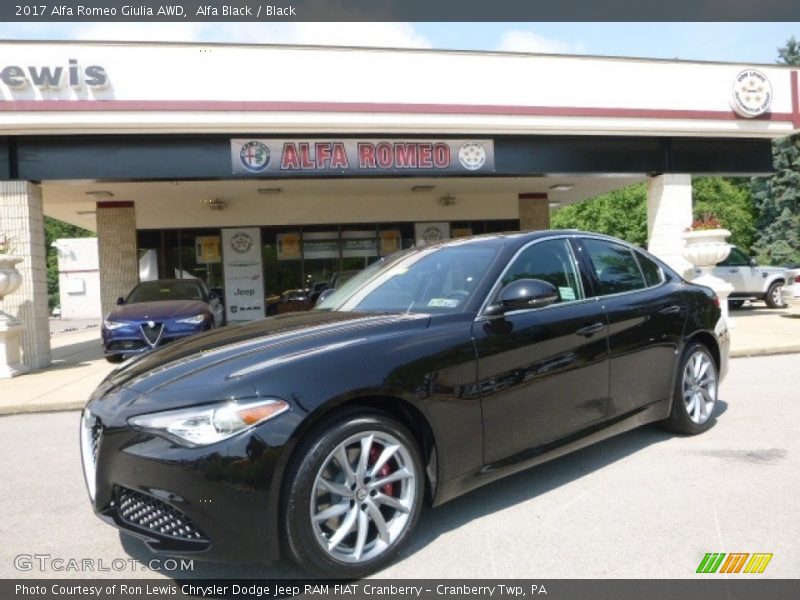 Alfa Black / Black 2017 Alfa Romeo Giulia AWD