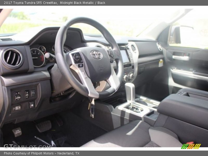 Midnight Black Metallic / Black 2017 Toyota Tundra SR5 CrewMax