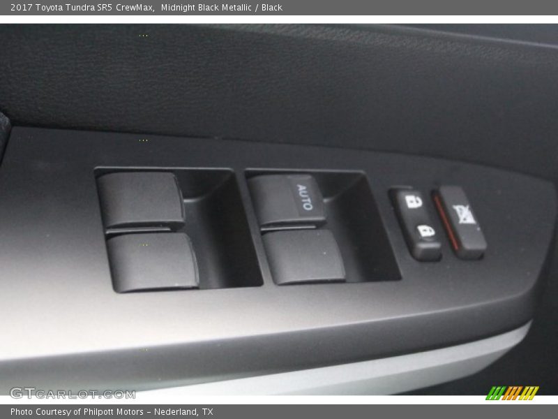 Midnight Black Metallic / Black 2017 Toyota Tundra SR5 CrewMax