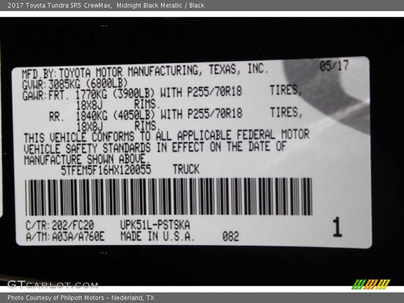 Midnight Black Metallic / Black 2017 Toyota Tundra SR5 CrewMax