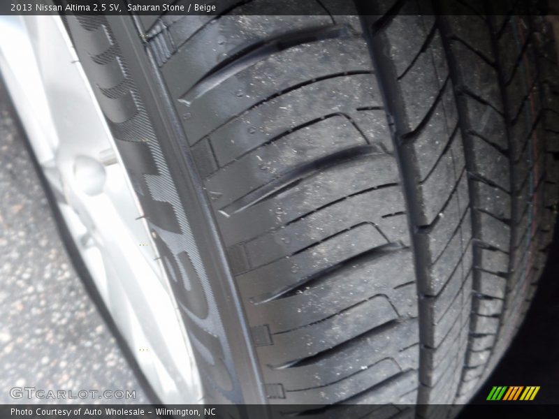 Saharan Stone / Beige 2013 Nissan Altima 2.5 SV