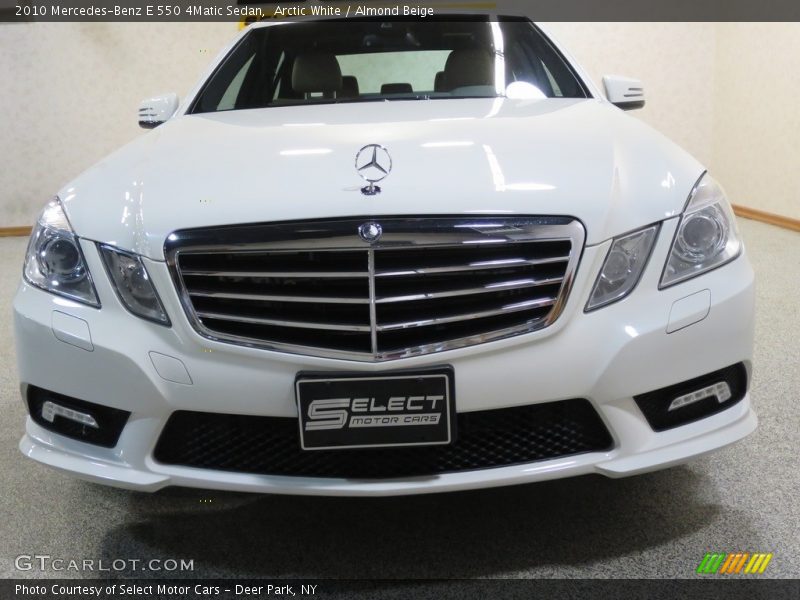 Arctic White / Almond Beige 2010 Mercedes-Benz E 550 4Matic Sedan