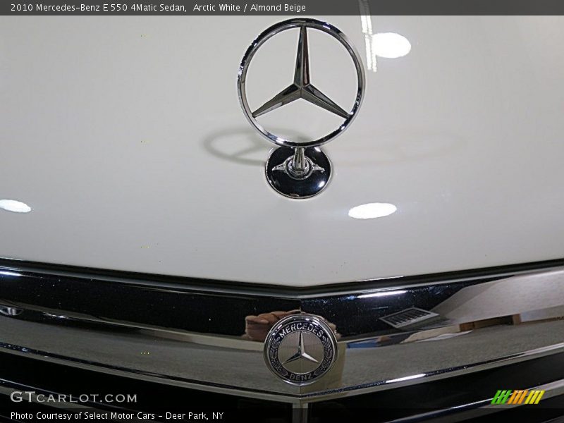 Arctic White / Almond Beige 2010 Mercedes-Benz E 550 4Matic Sedan