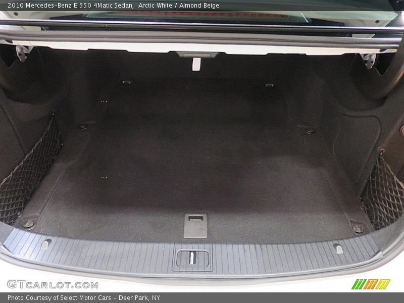Arctic White / Almond Beige 2010 Mercedes-Benz E 550 4Matic Sedan