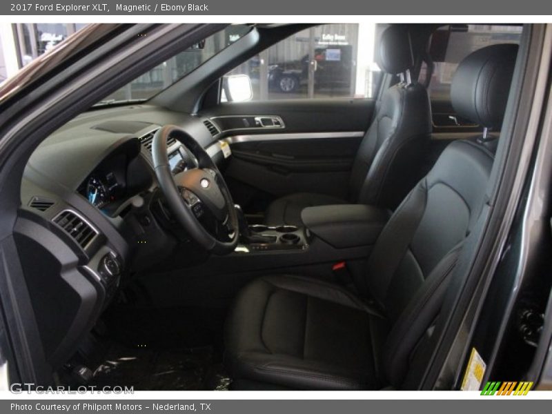 Magnetic / Ebony Black 2017 Ford Explorer XLT
