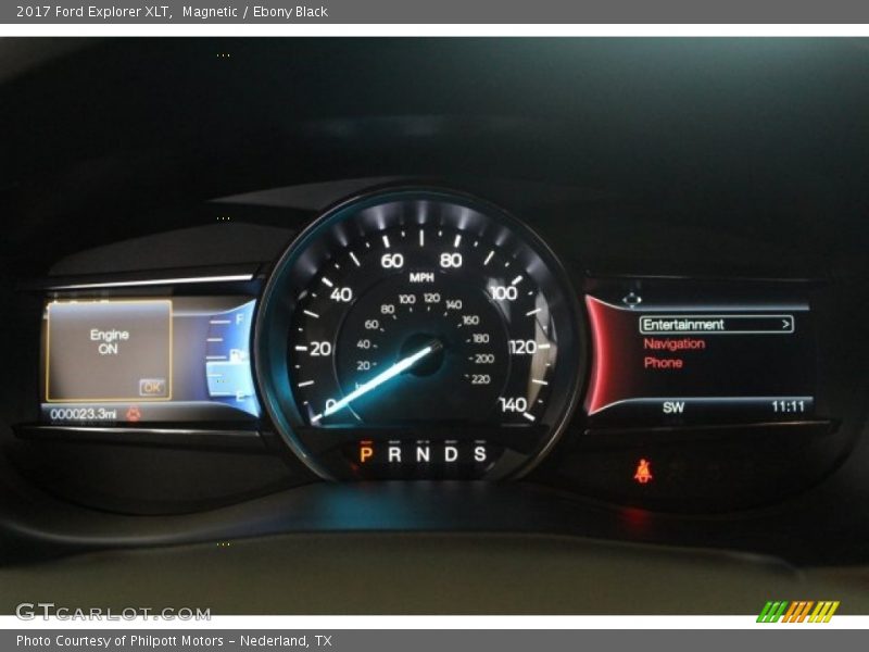 Magnetic / Ebony Black 2017 Ford Explorer XLT