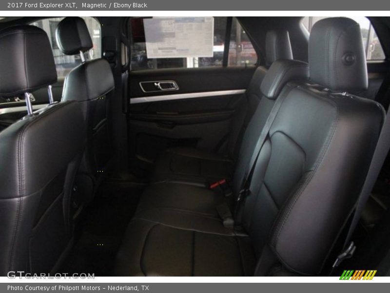 Magnetic / Ebony Black 2017 Ford Explorer XLT