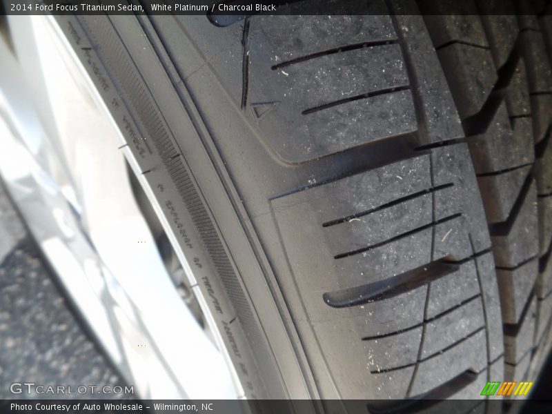 White Platinum / Charcoal Black 2014 Ford Focus Titanium Sedan