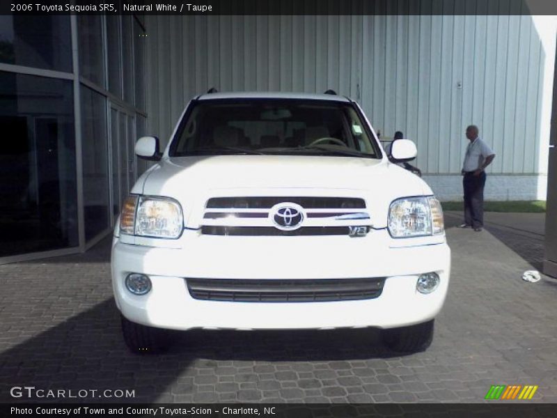 Natural White / Taupe 2006 Toyota Sequoia SR5