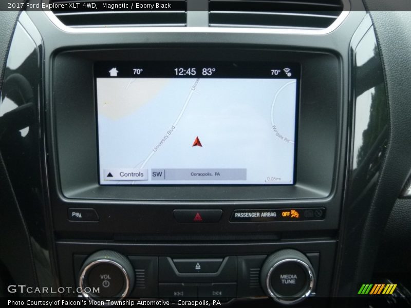 Magnetic / Ebony Black 2017 Ford Explorer XLT 4WD