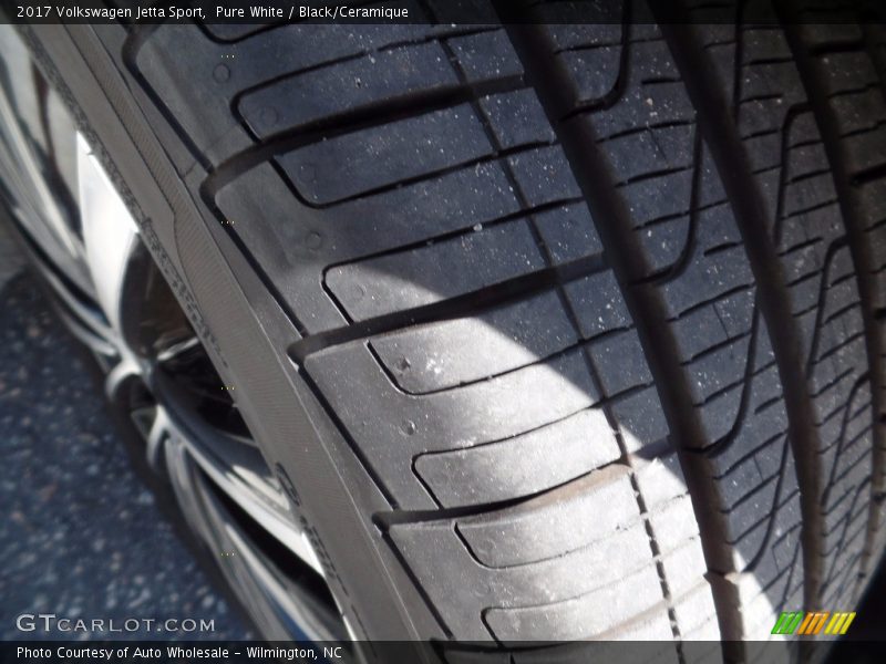 Pure White / Black/Ceramique 2017 Volkswagen Jetta Sport