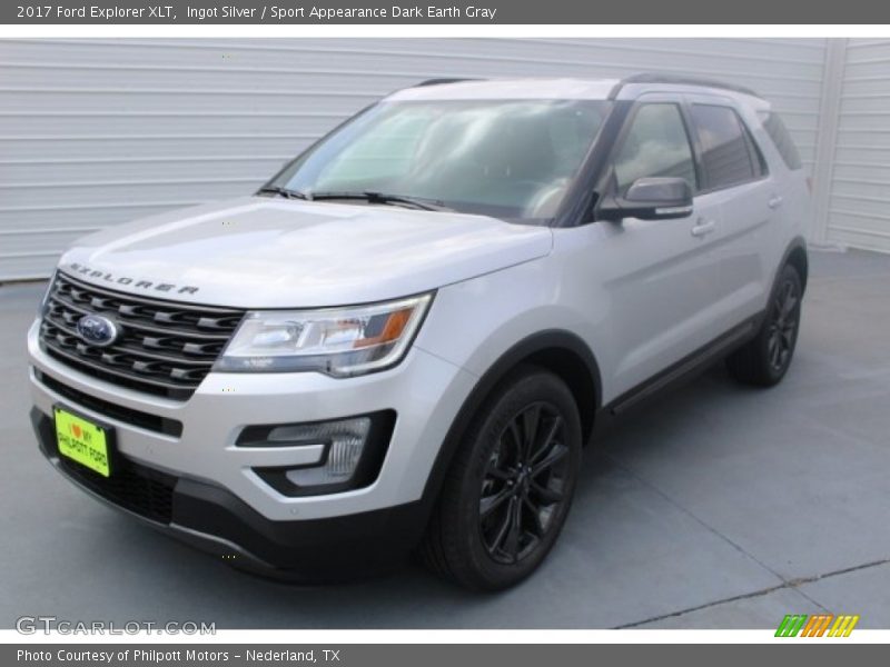 Ingot Silver / Sport Appearance Dark Earth Gray 2017 Ford Explorer XLT