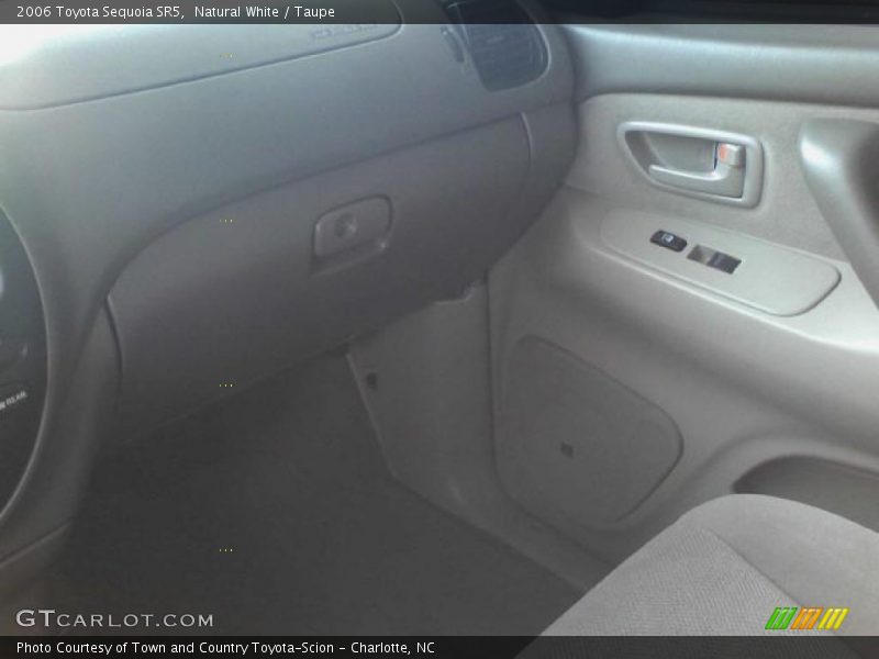 Natural White / Taupe 2006 Toyota Sequoia SR5