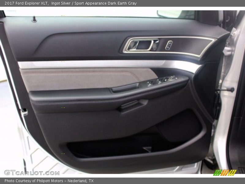 Ingot Silver / Sport Appearance Dark Earth Gray 2017 Ford Explorer XLT