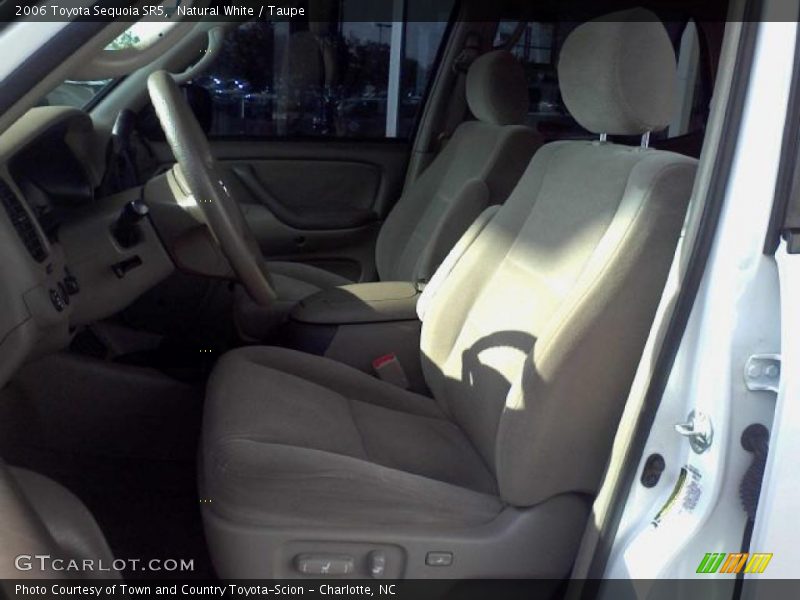 Natural White / Taupe 2006 Toyota Sequoia SR5