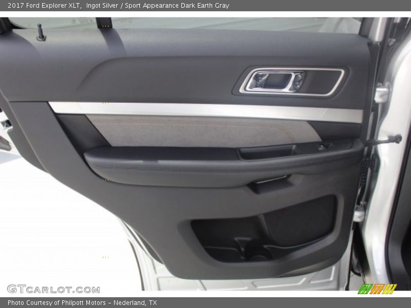 Ingot Silver / Sport Appearance Dark Earth Gray 2017 Ford Explorer XLT