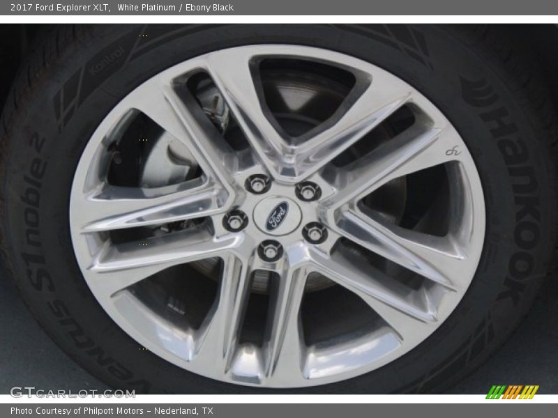 White Platinum / Ebony Black 2017 Ford Explorer XLT