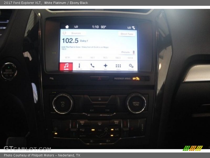 White Platinum / Ebony Black 2017 Ford Explorer XLT