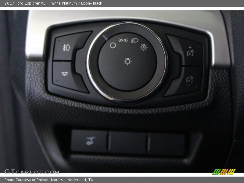 White Platinum / Ebony Black 2017 Ford Explorer XLT