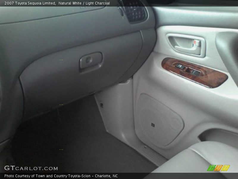 Natural White / Light Charcoal 2007 Toyota Sequoia Limited