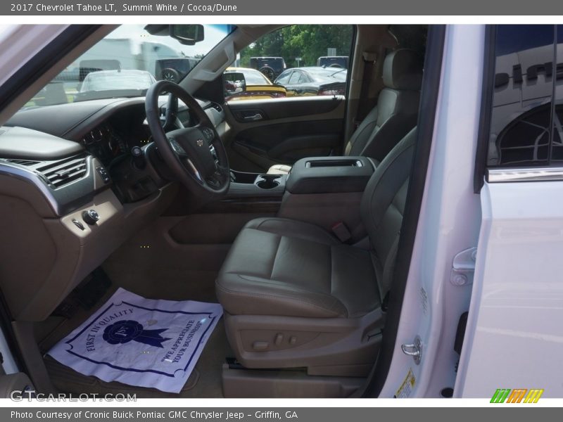 Summit White / Cocoa/Dune 2017 Chevrolet Tahoe LT
