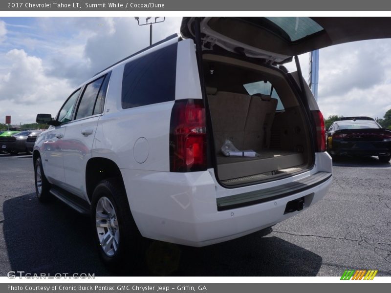 Summit White / Cocoa/Dune 2017 Chevrolet Tahoe LT