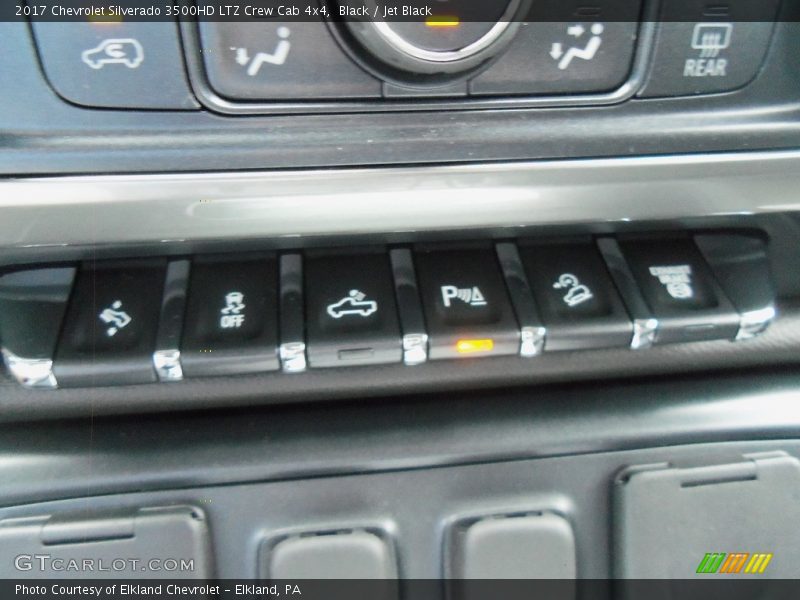 Black / Jet Black 2017 Chevrolet Silverado 3500HD LTZ Crew Cab 4x4