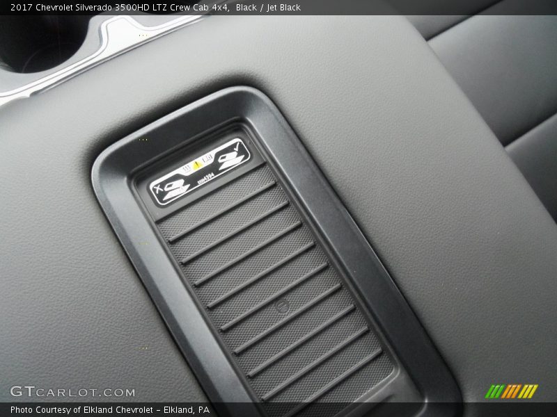 Black / Jet Black 2017 Chevrolet Silverado 3500HD LTZ Crew Cab 4x4