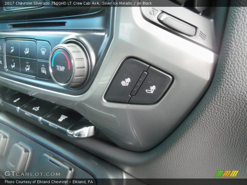 Silver Ice Metallic / Jet Black 2017 Chevrolet Silverado 3500HD LT Crew Cab 4x4