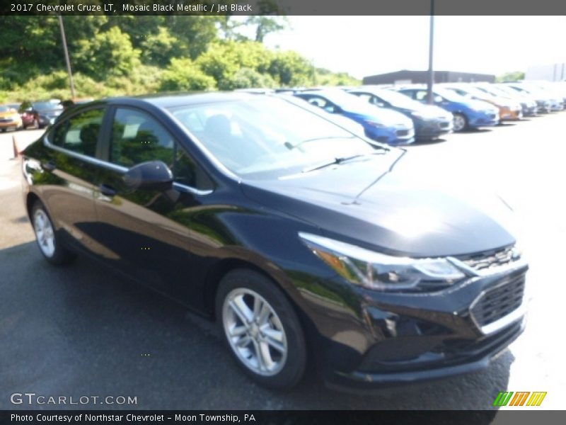 Mosaic Black Metallic / Jet Black 2017 Chevrolet Cruze LT