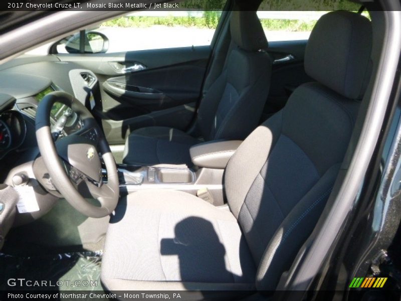 Mosaic Black Metallic / Jet Black 2017 Chevrolet Cruze LT