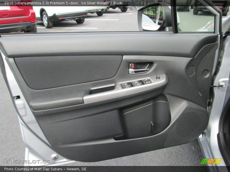 Ice Silver Metallic / Black 2016 Subaru Impreza 2.0i Premium 5-door