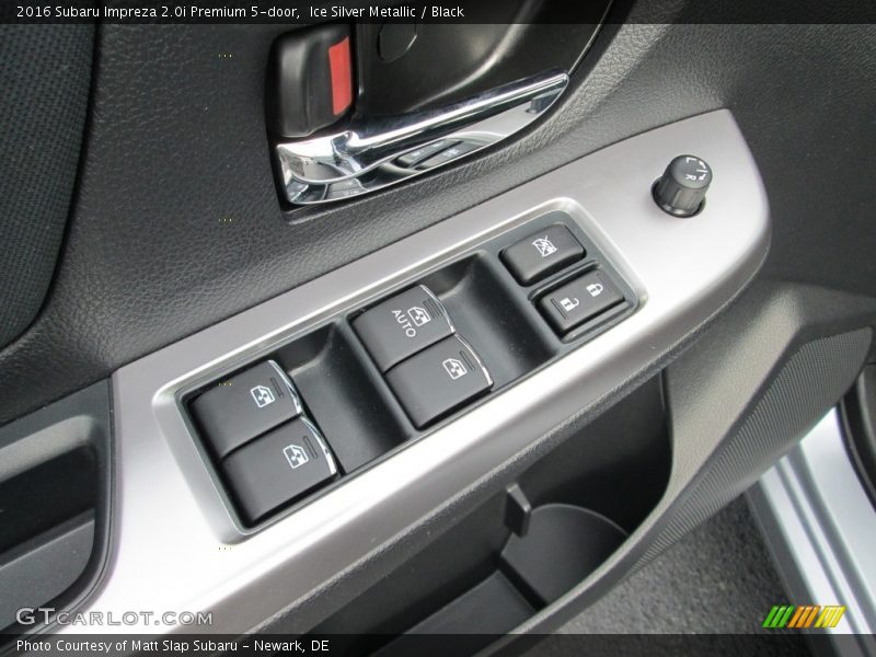 Ice Silver Metallic / Black 2016 Subaru Impreza 2.0i Premium 5-door