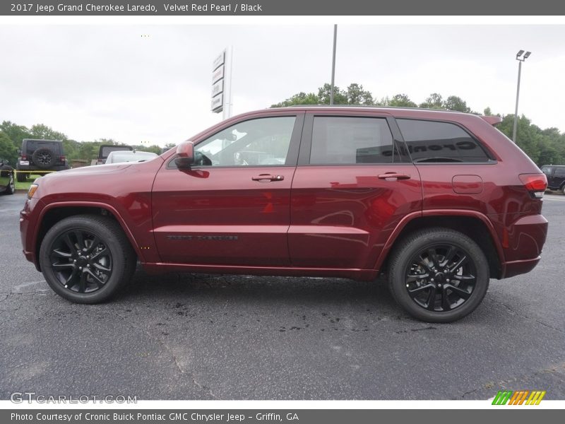 Velvet Red Pearl / Black 2017 Jeep Grand Cherokee Laredo