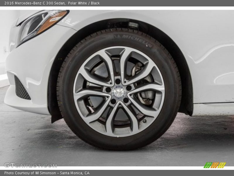 Polar White / Black 2016 Mercedes-Benz C 300 Sedan