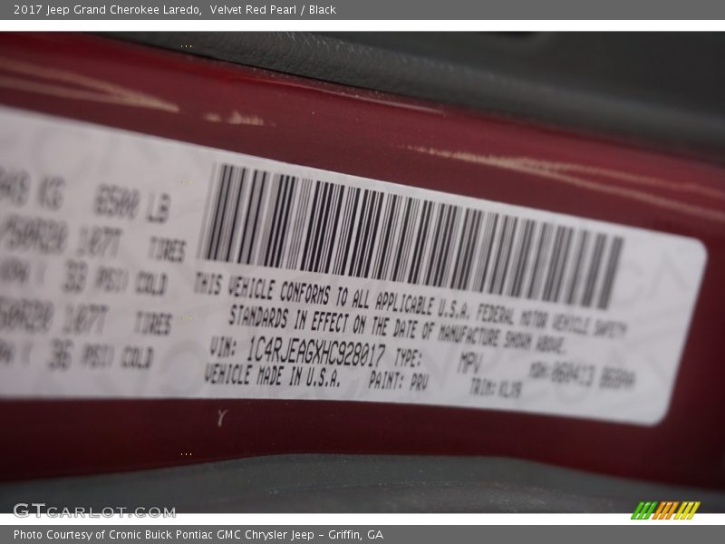 Velvet Red Pearl / Black 2017 Jeep Grand Cherokee Laredo