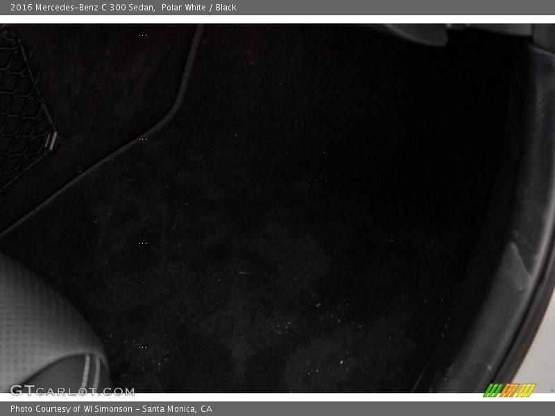 Polar White / Black 2016 Mercedes-Benz C 300 Sedan