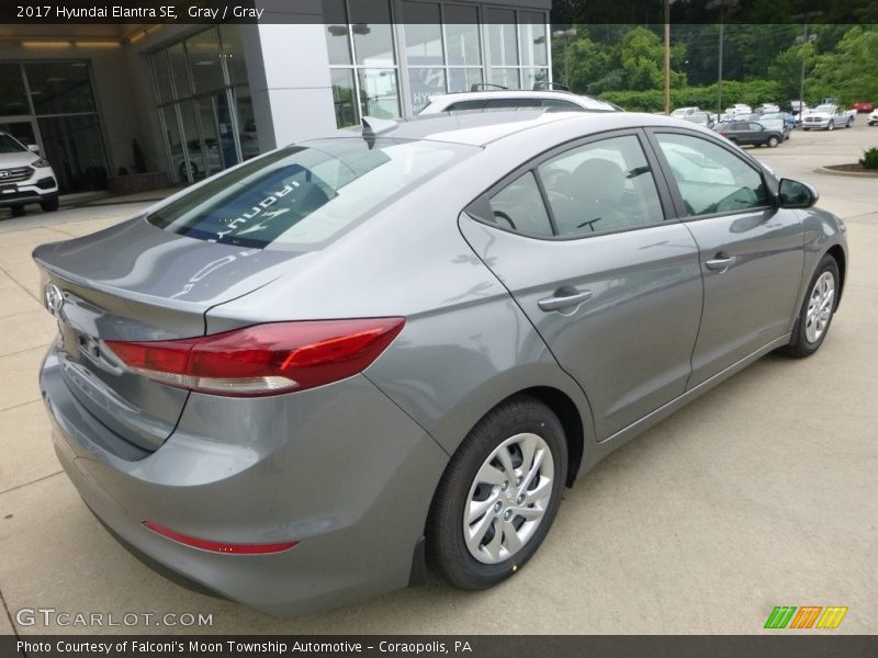 Gray / Gray 2017 Hyundai Elantra SE