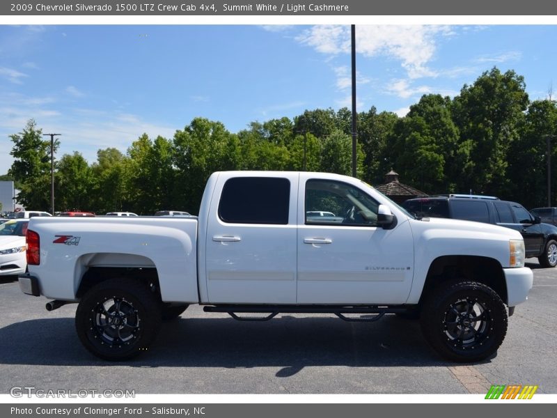 Summit White / Light Cashmere 2009 Chevrolet Silverado 1500 LTZ Crew Cab 4x4